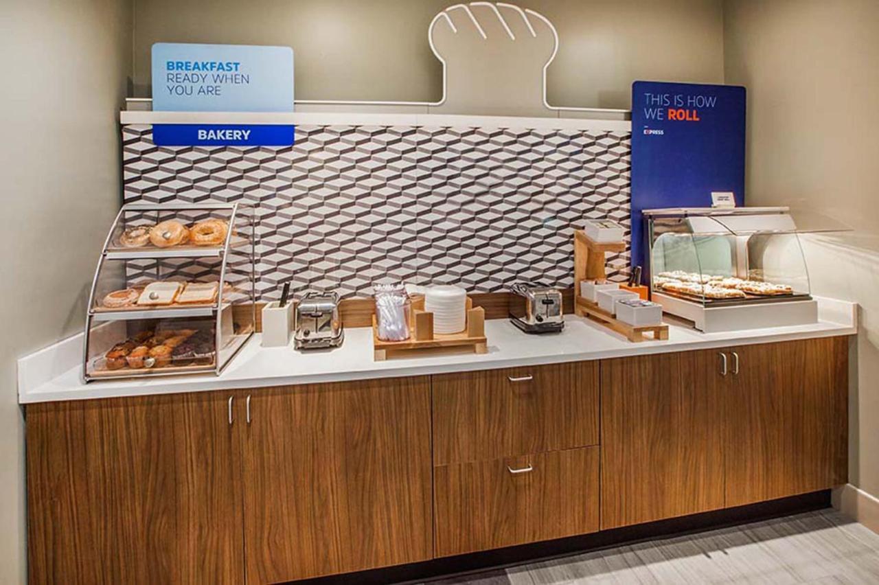 Holiday Inn Express And Suites Kittanning, An Ihg Hotel Eksteriør billede